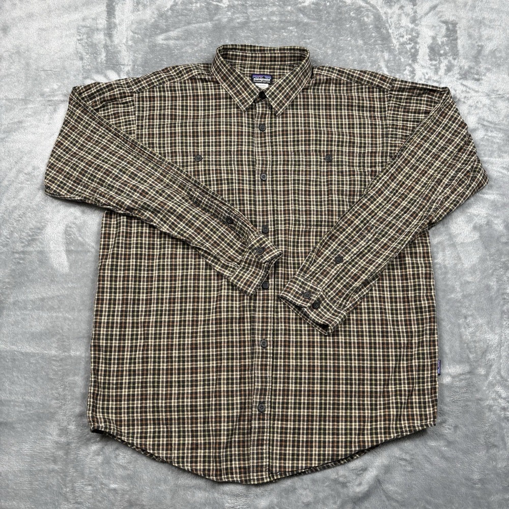 Patagonia Men's Large Long-Sleeved Pima Cotton Shirt Plaid Style 53837